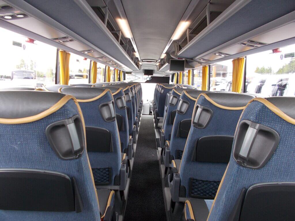 Turistibussi kaytava